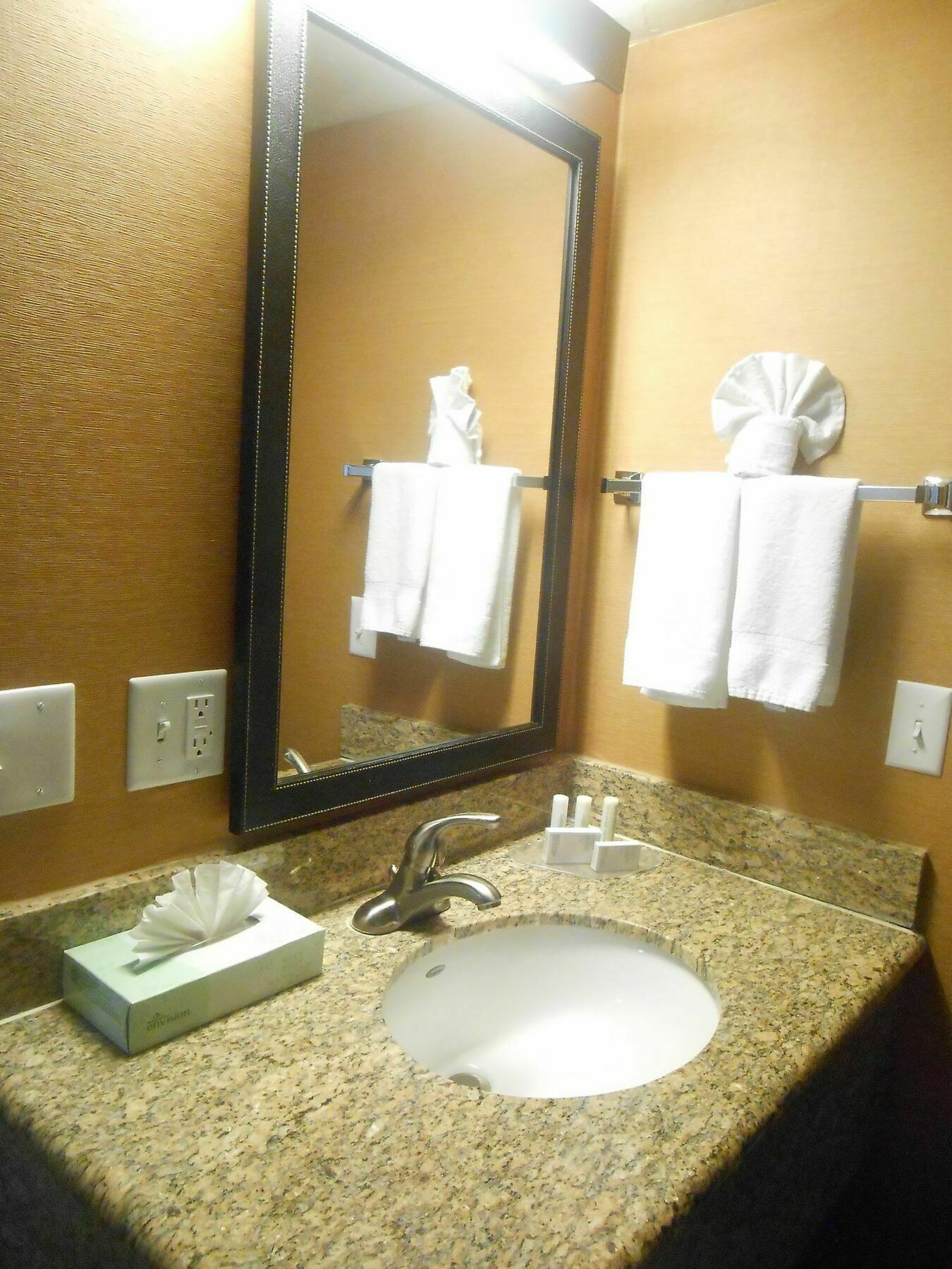 Greentree Inn And Suites Mesa / Phoenix Esterno foto