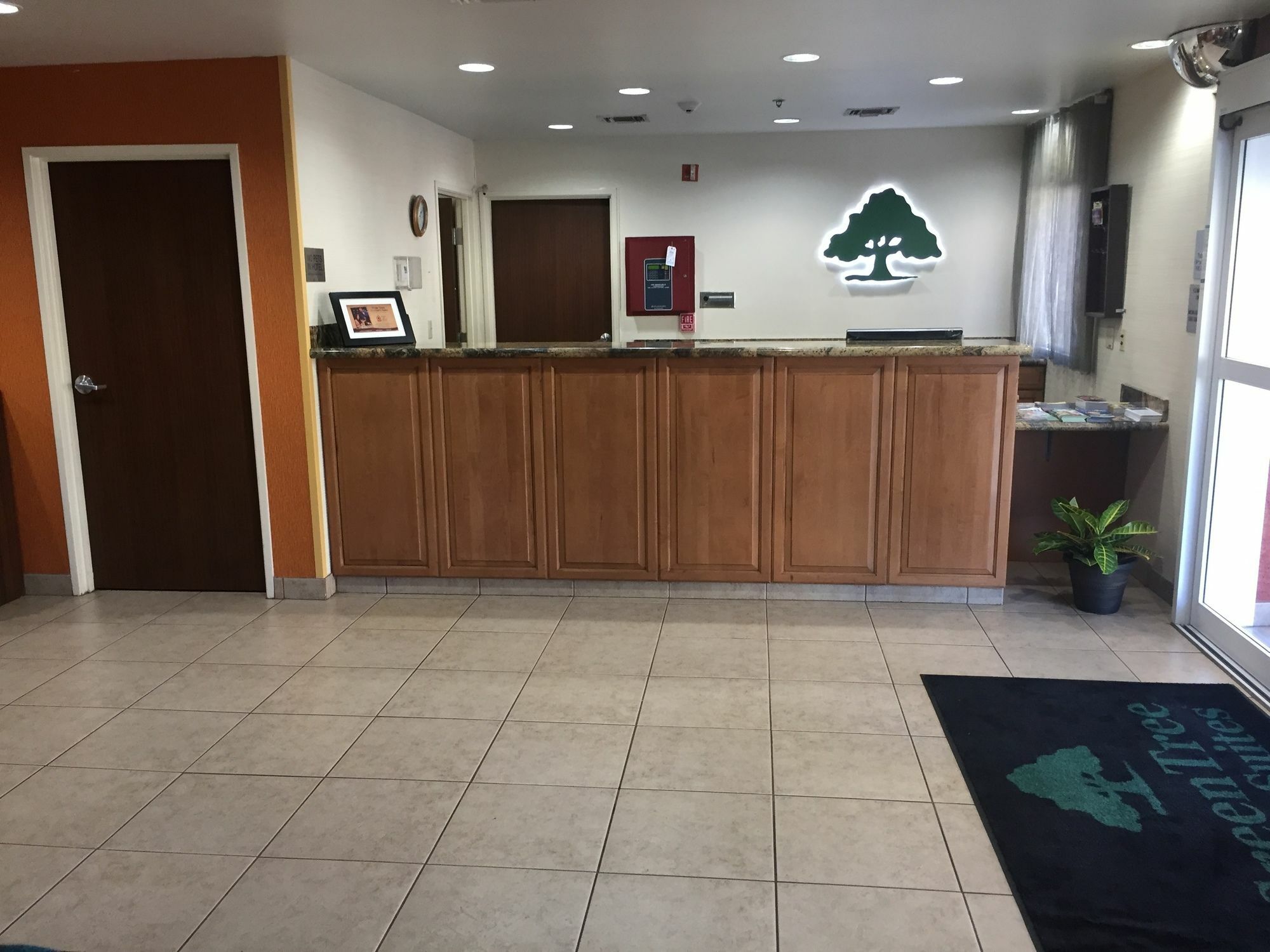 Greentree Inn And Suites Mesa / Phoenix Esterno foto